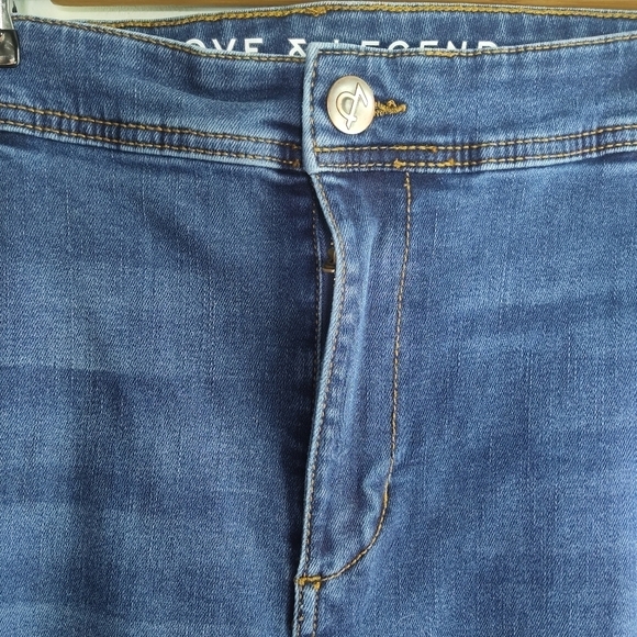 Love & Legend blue jeans with raw hem and double black stripe on leg - Picture 3 of 11